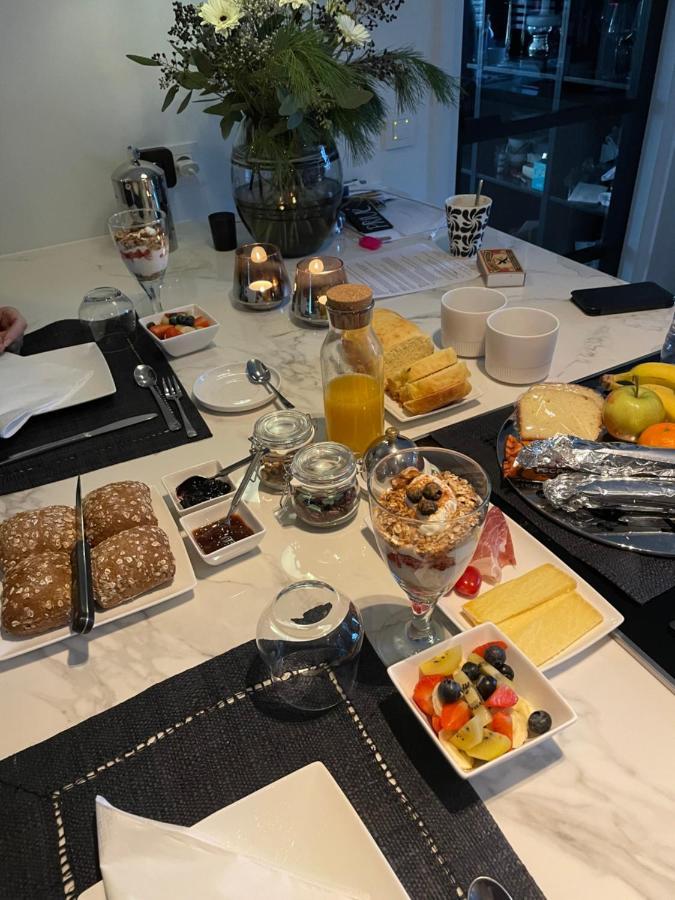 Bed and Breakfast De Gouden Wilg Lunteren Exterior foto