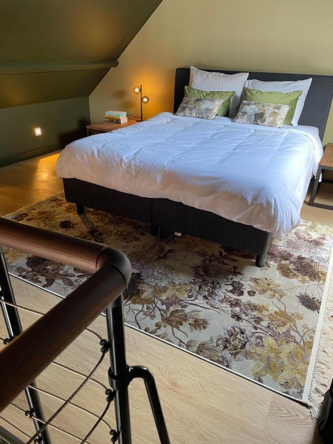 Bed and Breakfast De Gouden Wilg Lunteren Exterior foto