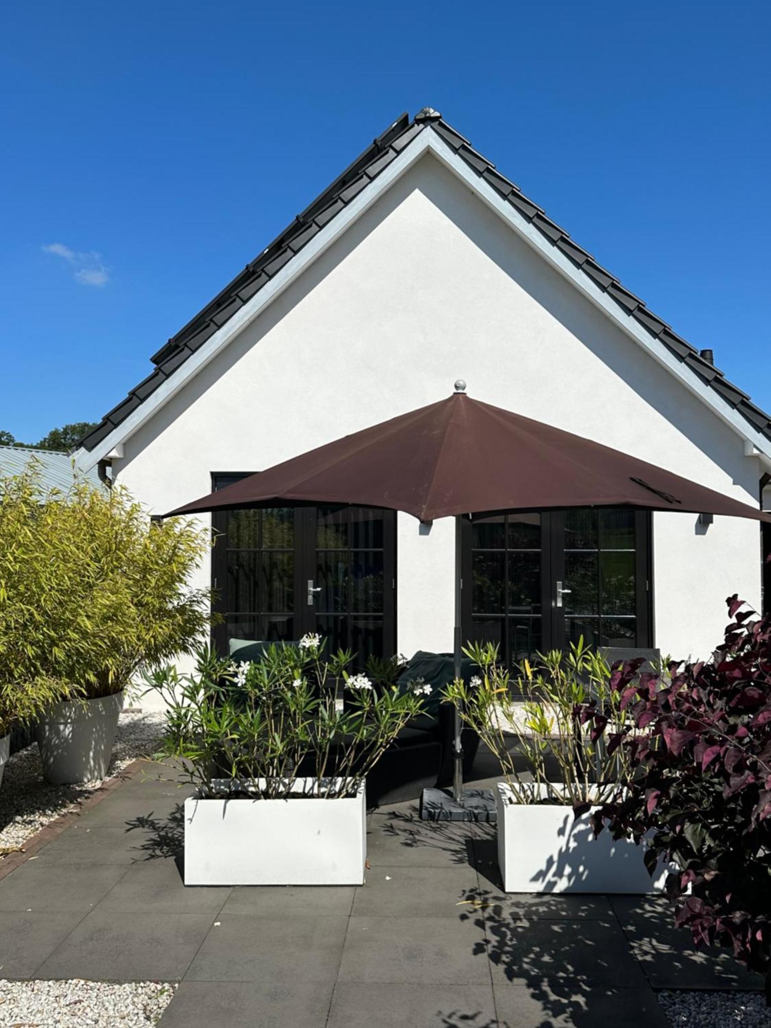 Bed and Breakfast De Gouden Wilg Lunteren Exterior foto